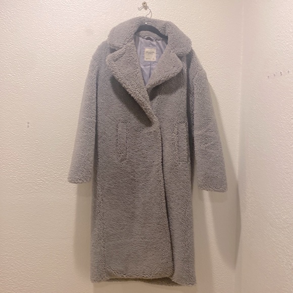 A&F Teddy Long Coat sz small - Picture 7 of 9